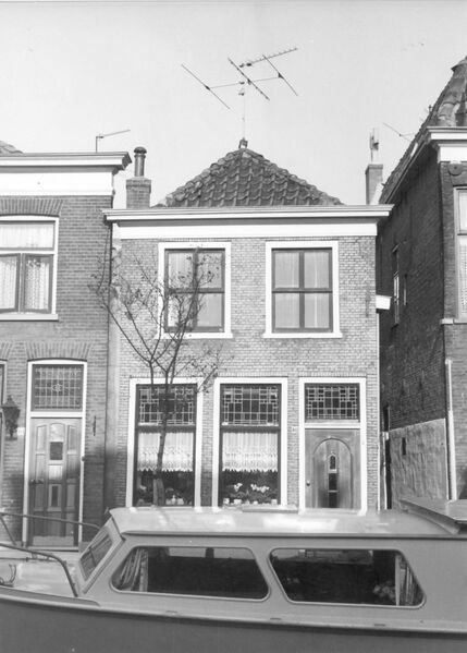Bestand:Huisnummer-102-foto-1-1983-GAD.jpg