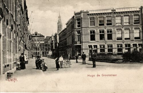 Hugo de Grootstraat plus plein